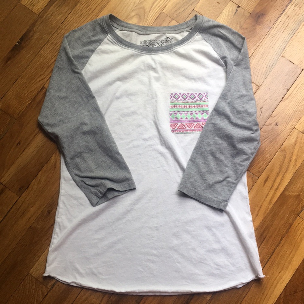 Sirens & Dolls 3/4 sleeve top